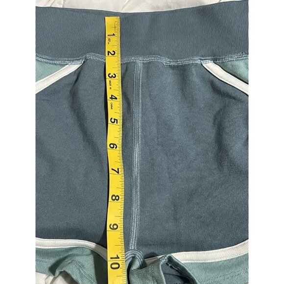 FP Movement Free People There You Go Run Shorts In blue Combo Sz. XS/S - Picture 10 of 11
